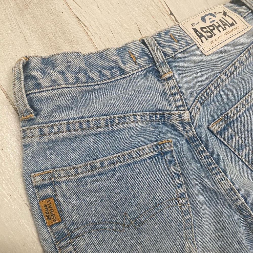 Blue Asphalt denim shorts size 26, but fits like a size 23-24! - Picture 6 of 7